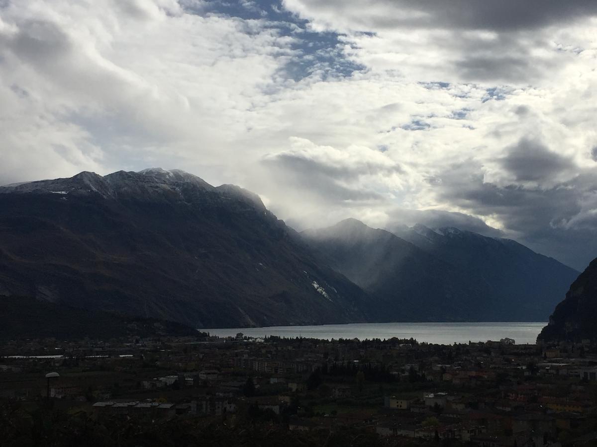 Villa Arzilla Riva del Garda Exteriör bild